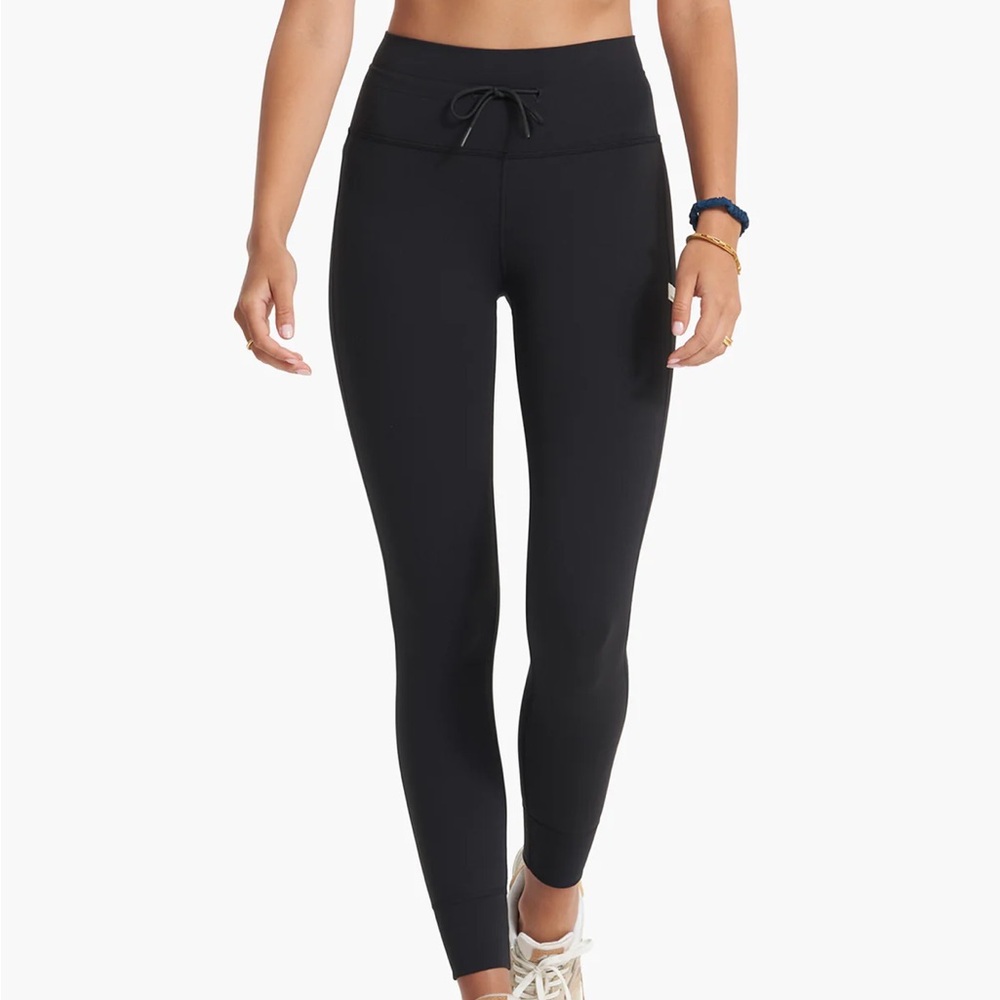 Vuori Daily Legging in Black